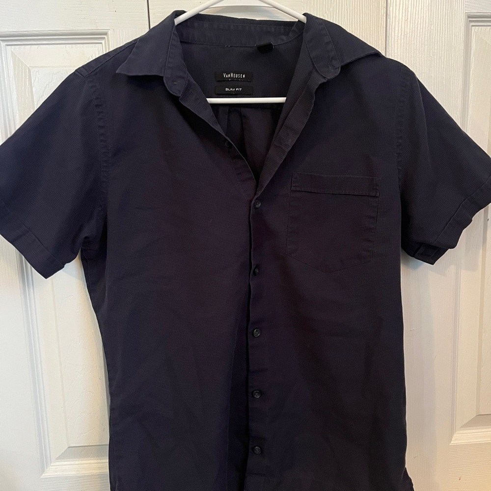 Van Heusen Men's Dark Blue Short Sleeve Shirt